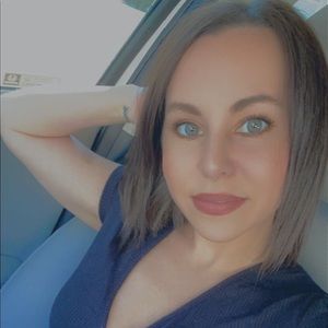 Meet your Posher, Lucy